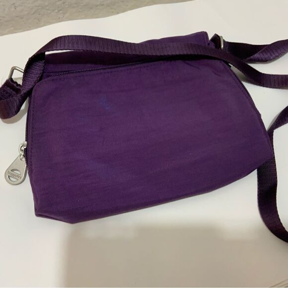 Bagallini Crossbody purple flap nylon 9”x7” - Picture 9 of 10